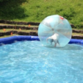 Aquabälle mit Pool zum Mieten