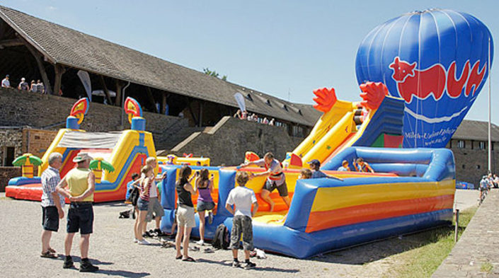 crypton-event-bungee-run
