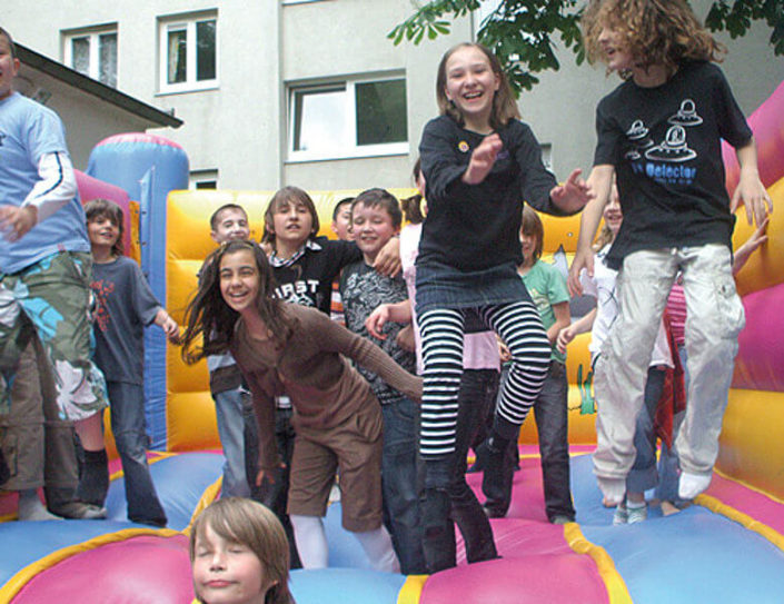 crypton-event-huepfburgenverleih