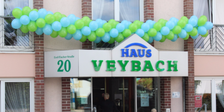 Auffällige Ballondekoration für das Jubiläum und Events