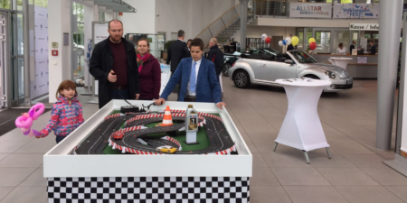 Carrerabahn mieten für Autohäuser