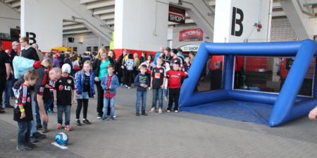 Cryptons Torwand Deluxe in Bayer 04 Leverkusens Bayarena