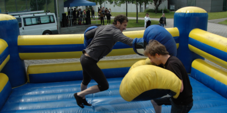 Crypton Events aufblasbaren Boxring hier mieten