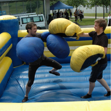 Aufblasbaren Boxring mieten