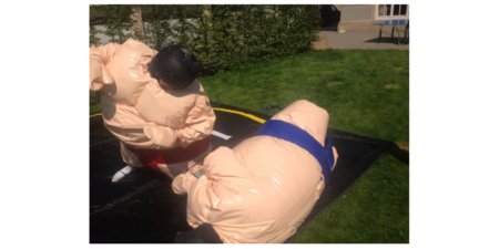 Teamspiel Sumo Ringen zum Mieten
