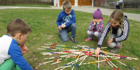 Für Kinder und Erwachsene: XXL Mikado Spiel zum Mieten